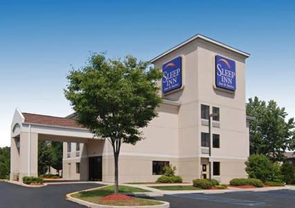 Sleep Inn & Suites