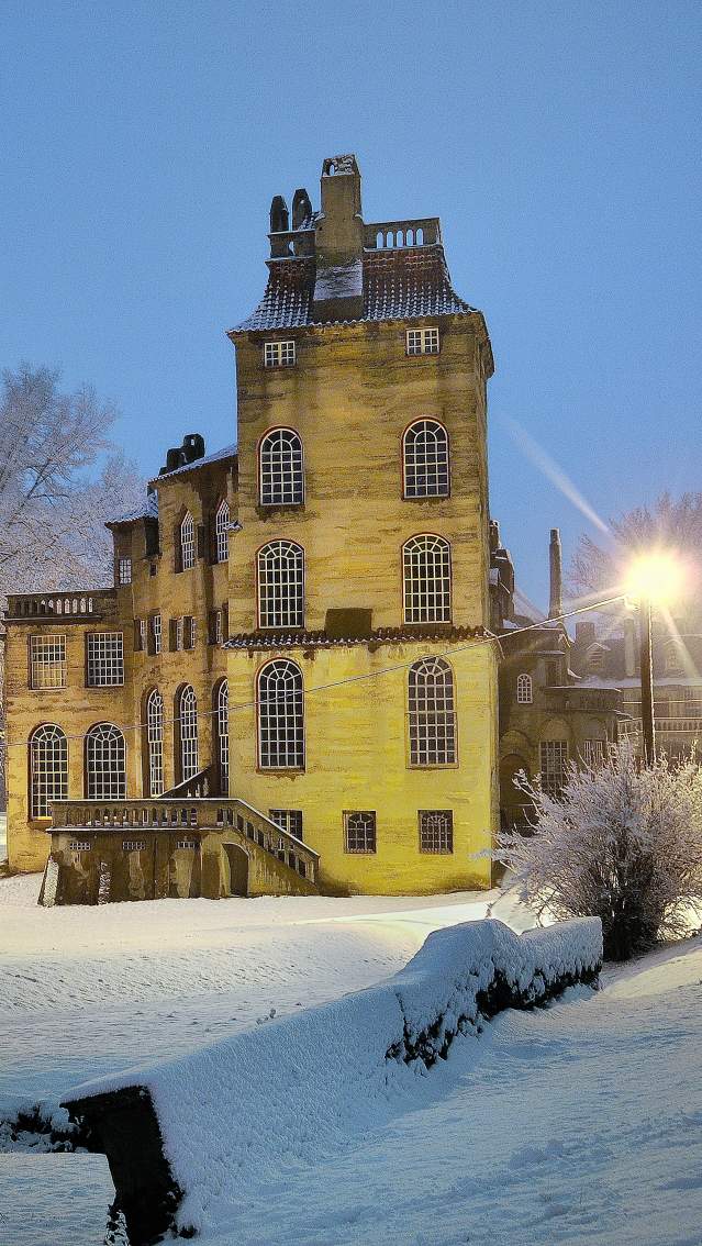 Snow at Fonthill Castle