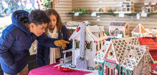 Gingerbread houses at Peddler's Village