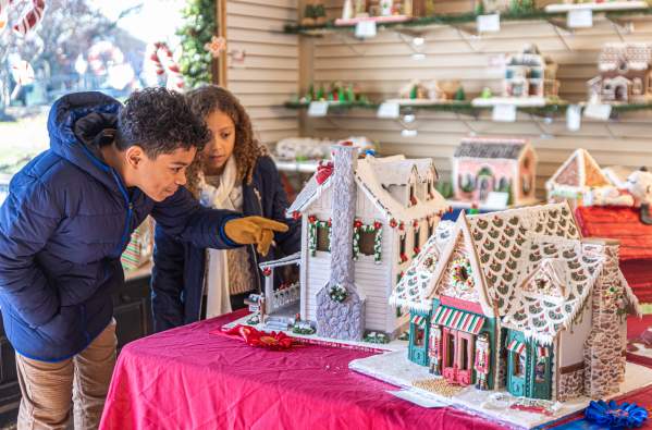 Gingerbread houses at Peddler's Village