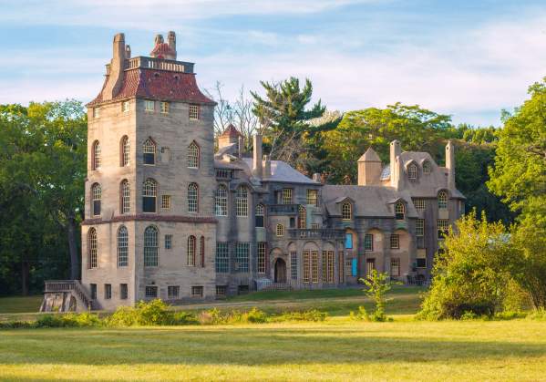 Fonthill Castle