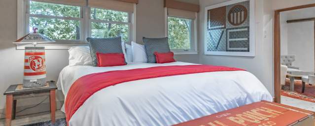 Galvanized America Inn