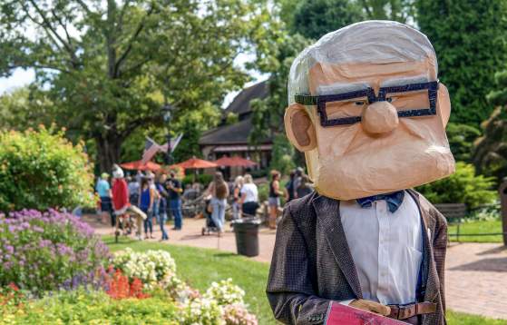 Peddler's Village Scarecrow Festival