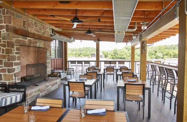 Riverside Dining
