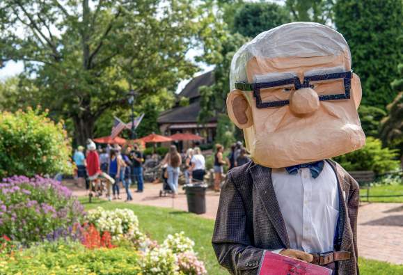 Peddler's Village Scarecrow Festival