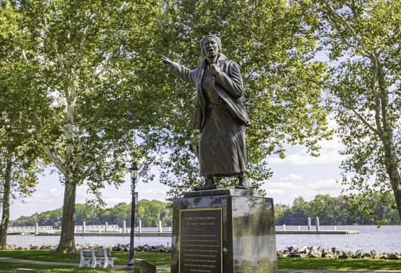 Harriet Tubman Statue
