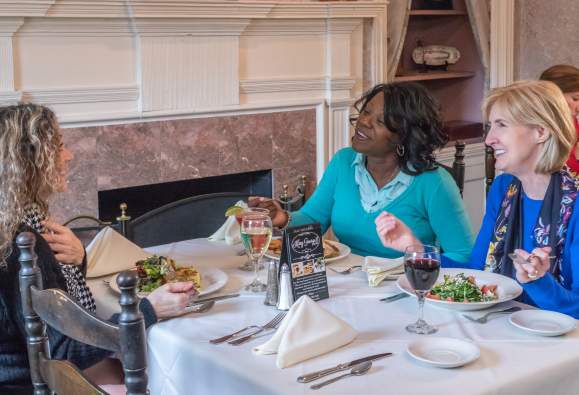Group-Friendly Dining
