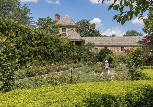 10 Stops for a Spring Getaway