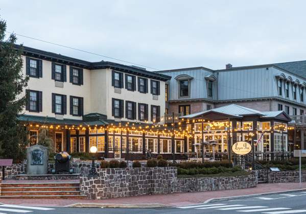 Logan Inn- New Hope at Night