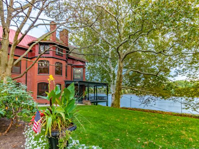 Mansions Along the Delaware