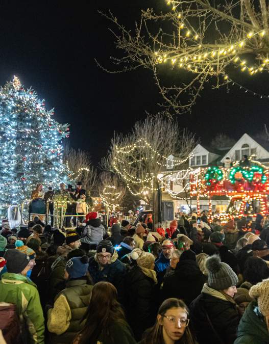 America's Oldest Christmas Tree Lighting