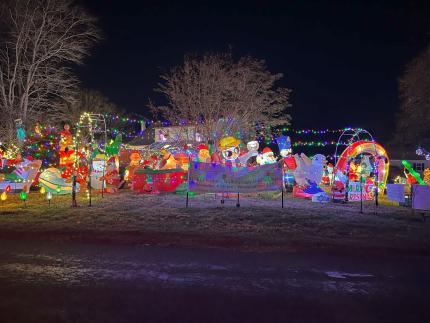 Holiday Light Tour- Misfit Meadows