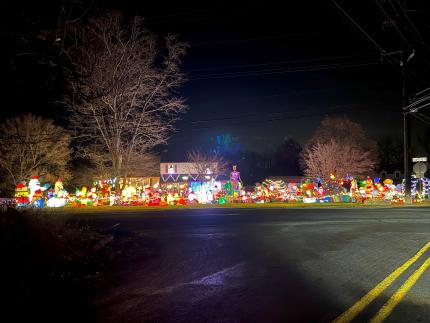 Holiday Light Tour- Misfit Meadows