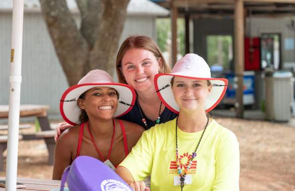 Turn Your Love of the Outdoors into a Summer Job!
