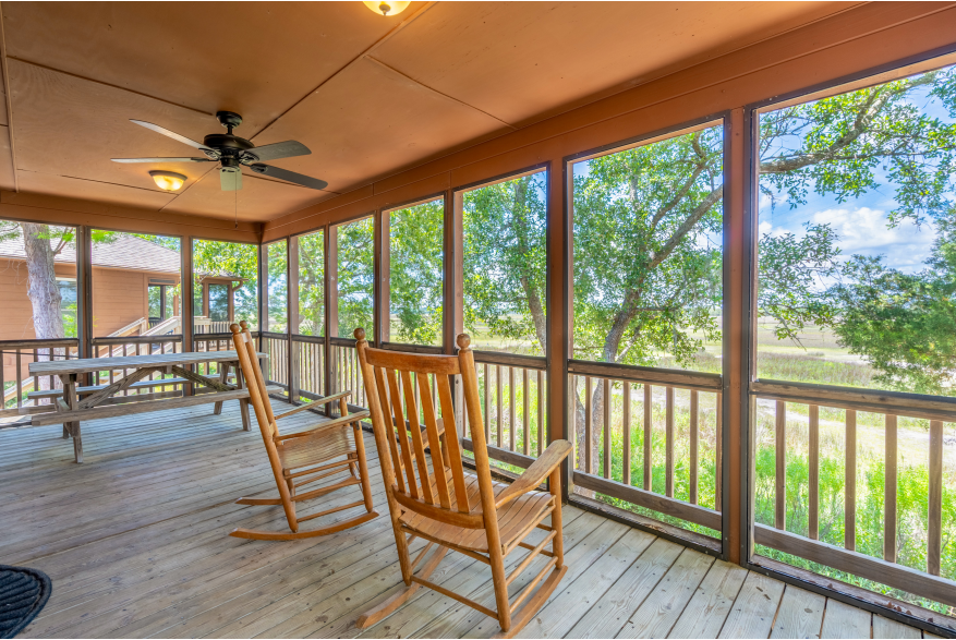 Cottage at James Island County Park