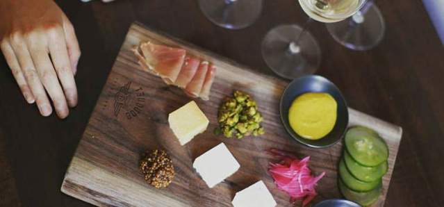 Bouquet Restaurant & Wine Bar