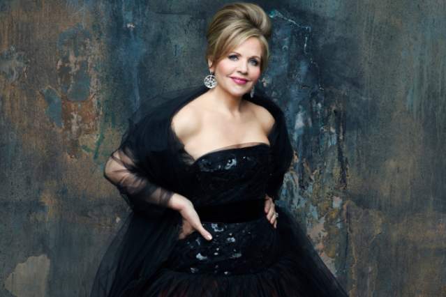 Cincinnati May Festival Presents Renée Fleming Masterclass