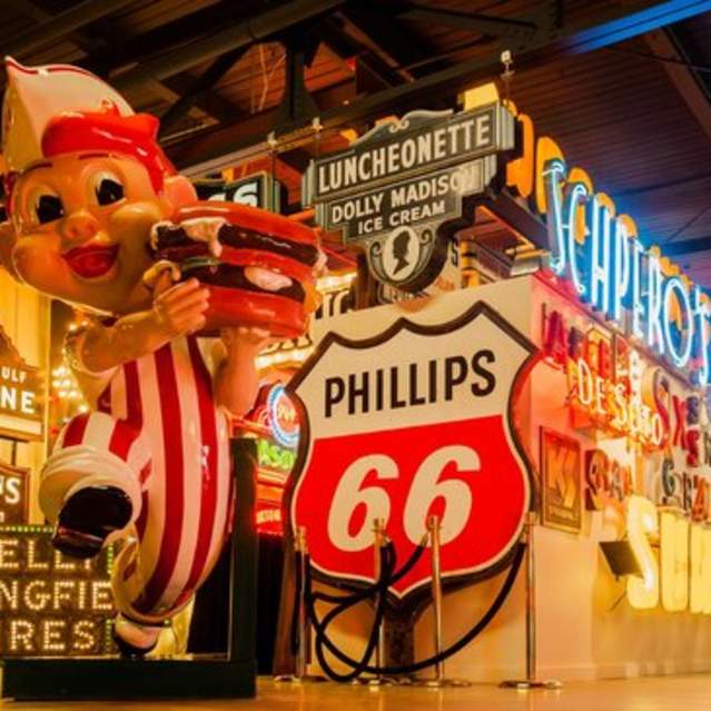 American Sign Museum