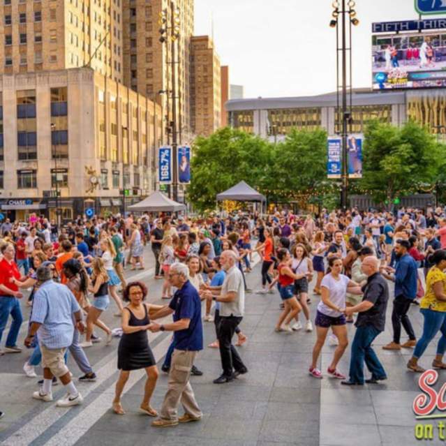 Salsa on The Square