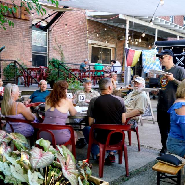 Kantine Biergarten Eatery