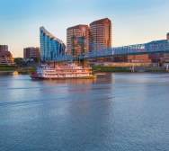 BB Riverboat Skyline Roebling