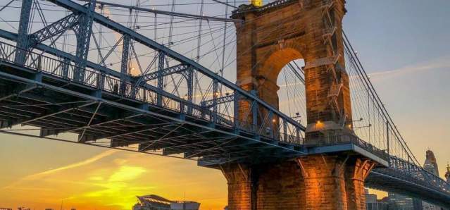 John A. Roebling Suspension Bridge (photo: @cincygirl.54)