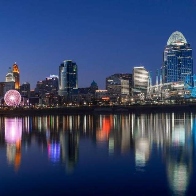 Cincinnati%20skyline_%40joe_qasim