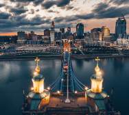 Cincinnati skyline at night