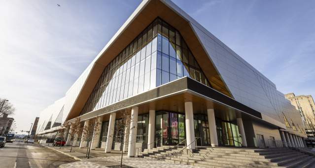 5th and Elm Exterior