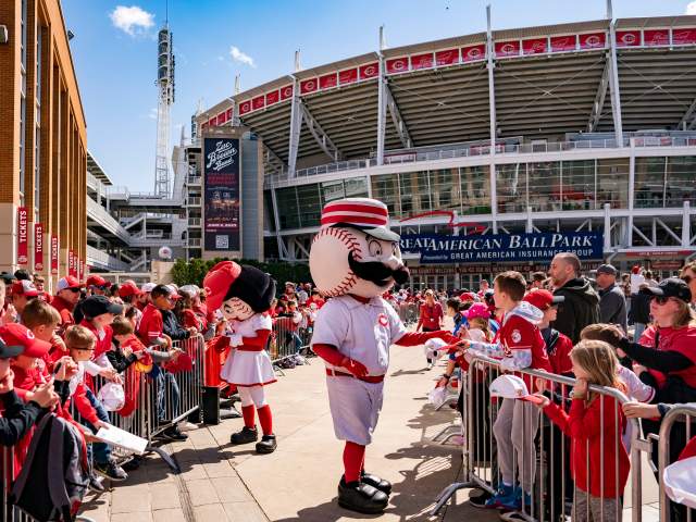 Mr. Redlegs and Rosie Red greet fans outside of Great American Ball Park