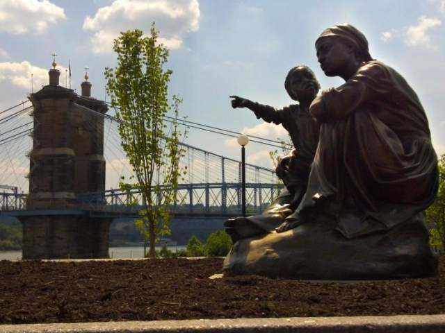 Black Brigade Monument at Smale Riverfront Park (photo: CincinnatiUSA.com)