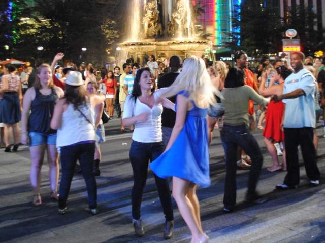 Salsa dancing on Fountain Square