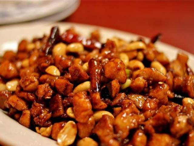 Kung Pao chicken at Sichuan Bistro (photo: Cincinnati Nomerati)