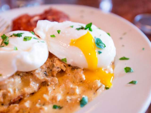 Biscuits and sausage gravy at Otto's (photo: Cincinnati Nomerati)