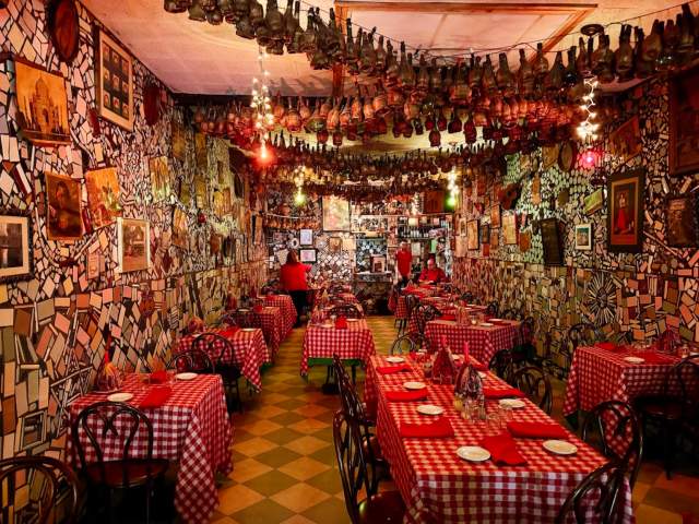 The romantic and cozy interior of Scotti's Italian Restaurant