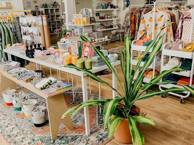 Handzy Shop + Studio