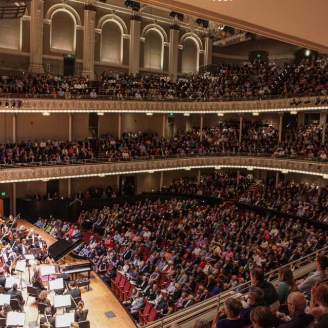 Cincinnati Symphony Orchestra, Music Hall (photo: Cincinnati Symphony Orchestra)