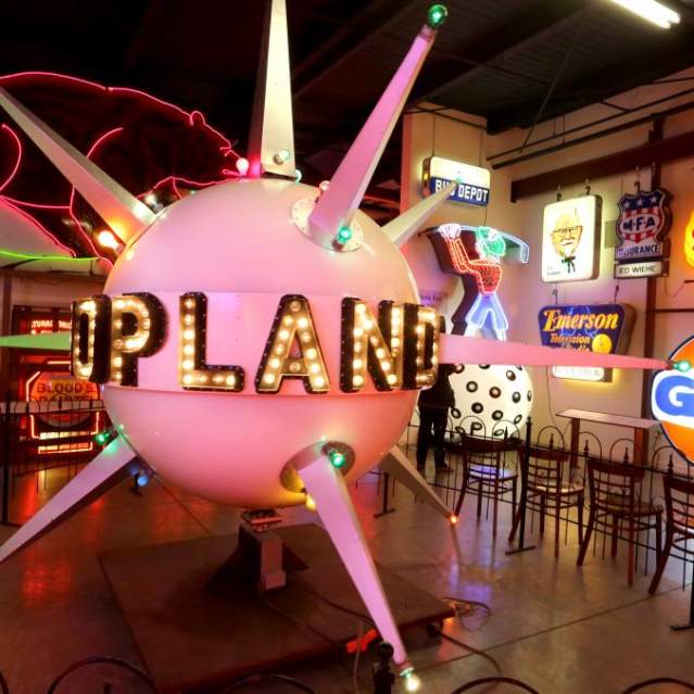 American Sign Museum (photo: Liz Dufour)