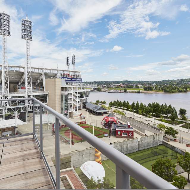 Places To Stay - Hotels - Near Reds Stadium