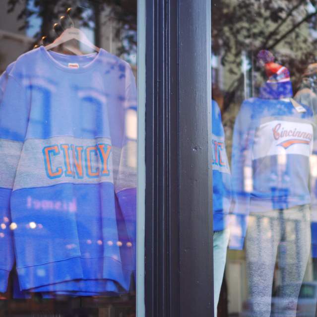 front window of a Cincinnati souvenir shop