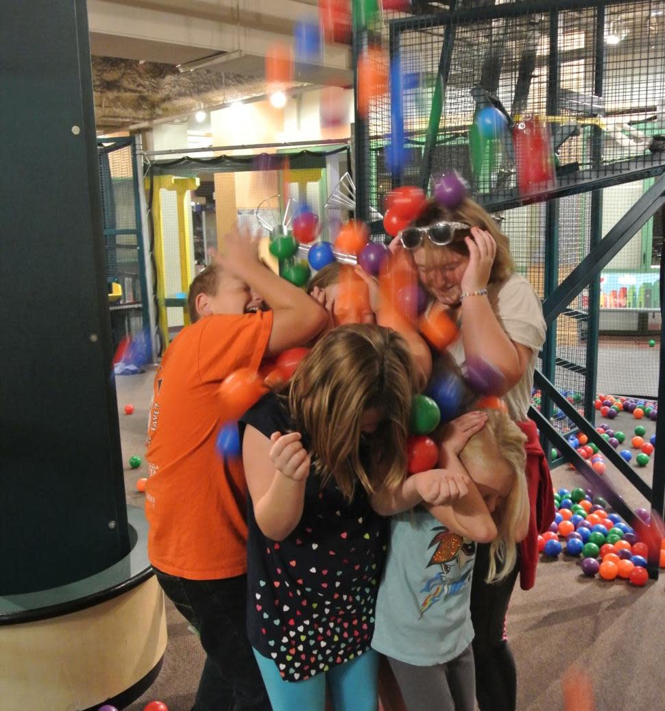 Duke Energy Children's Museum at Cincinnati Museum Center (photo: Laura Hoevener) Ball drop at Duke Energy Children's Museum at Cincinnati Museum Center (photo: Laura Hoevener)