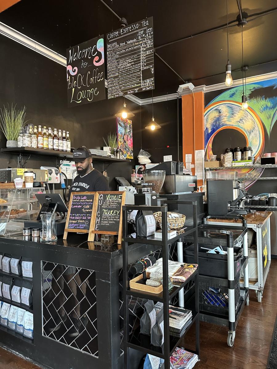 blACK coffee lounge (Morgan Pelt)