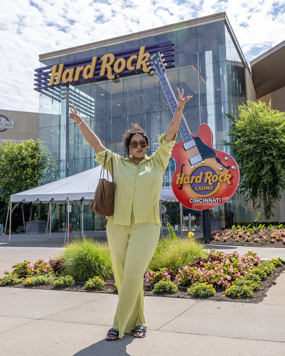 MAO - Hard Rock
