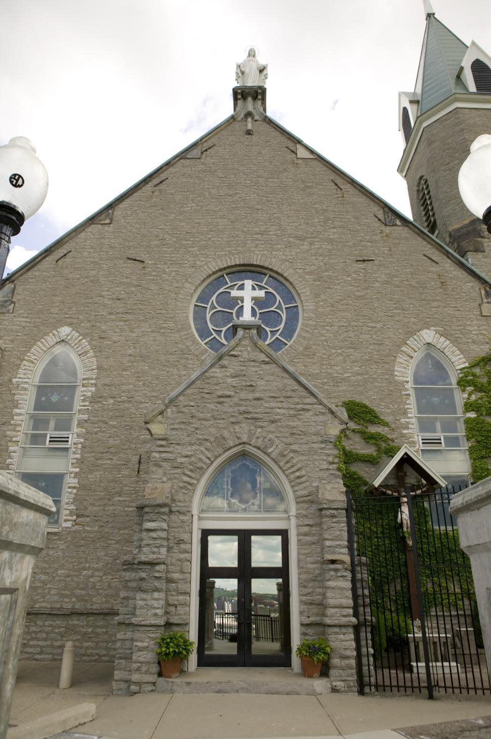 Immaculata Church, Mt. Adams Walking Tour (photo: R. VanPelt) Immaculata Church, Mt. Adams Walking Tour (photo: R. VanPelt)