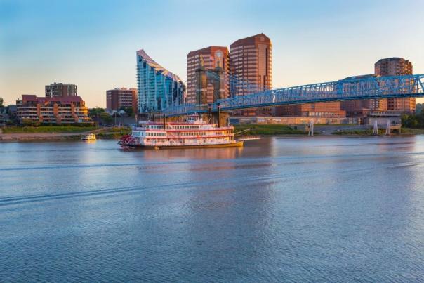 BB Riverboat Skyline Roebling