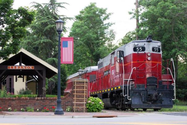 Train at Lebanon Mason Monroe Railroad (photo: Lebanon Mason Monroe Railroad)