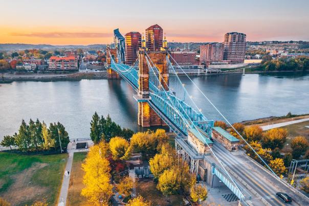 Roebling Bridge (Photo:@phantomphotos_)