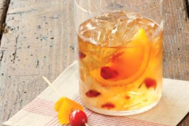 cranberry bourbon drink