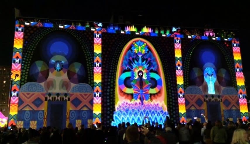 A building in downtown Cincy lighted up for BLINK