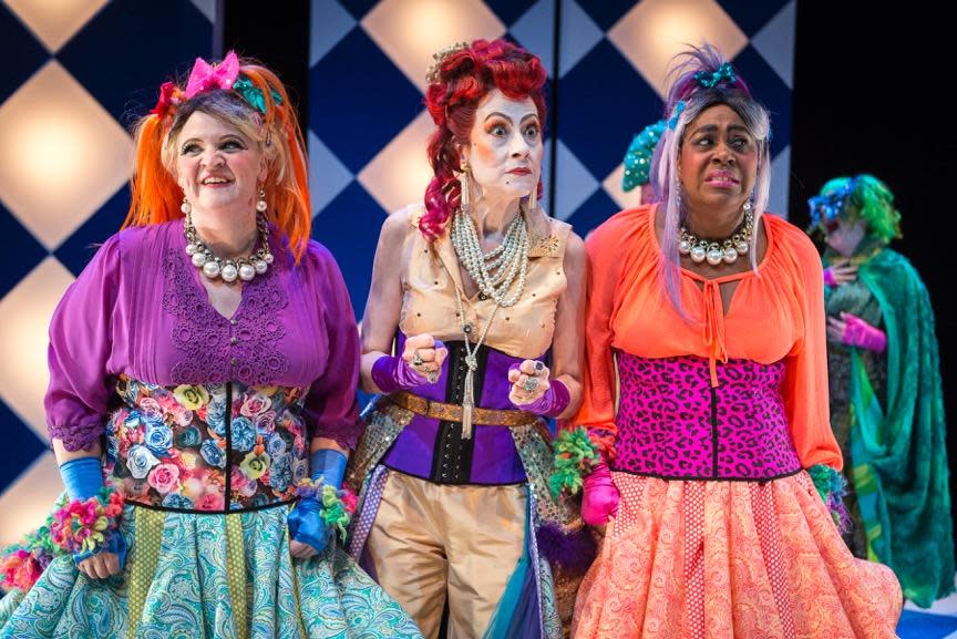 Ensemble Theatre, 2015-16 season (photo: Ensemble Theatre) Ensemble Theatre, 2015-16 season (photo: Ensemble Theatre)